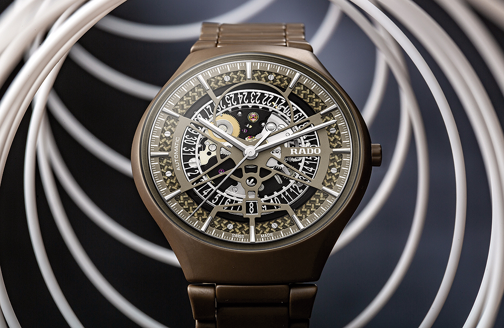 suc hut manh liet cua dong ho ceramic.3