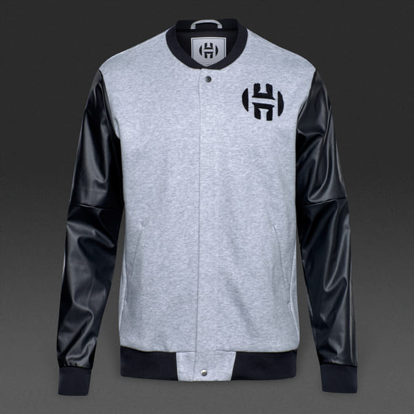 diem danh nhung mau ao bong chay ma ban nam nhat dinh phai co trong tu do.6