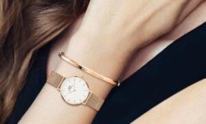 luu y khi mix dong ho va vong tay nu1