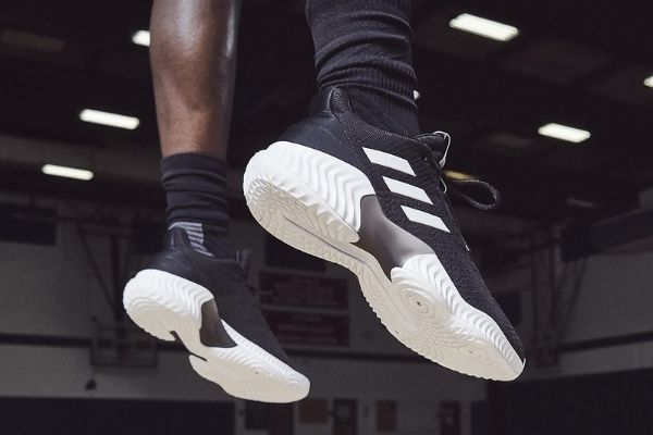 tim hieu ve quy trinh san xuat ra duoc mot doi giay adidas hoan hao.2