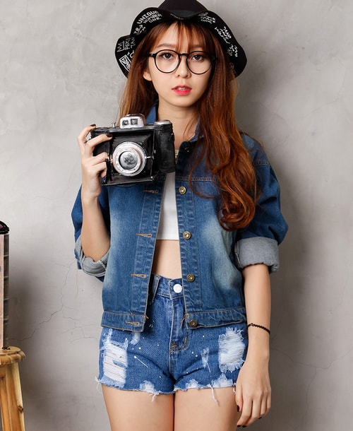 hoc cach phoi do voi ao khoac jeans khien ban trong sanh dieu hon.7