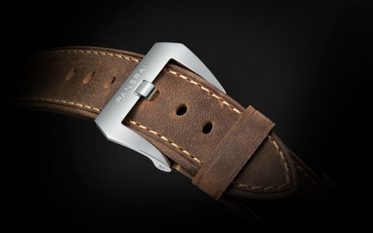 cach nhan biet that gia dong ho panerai.6