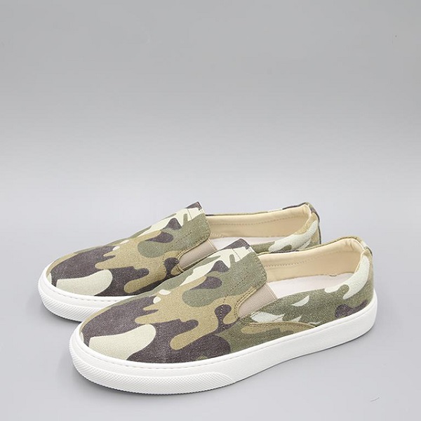 diem danh nhung mau giay luoi nam vai hot nhat 2022.7