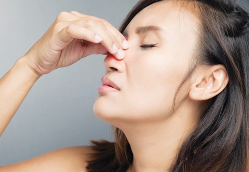 20 tips xoa quang tham mat chi sau 1 dem 2