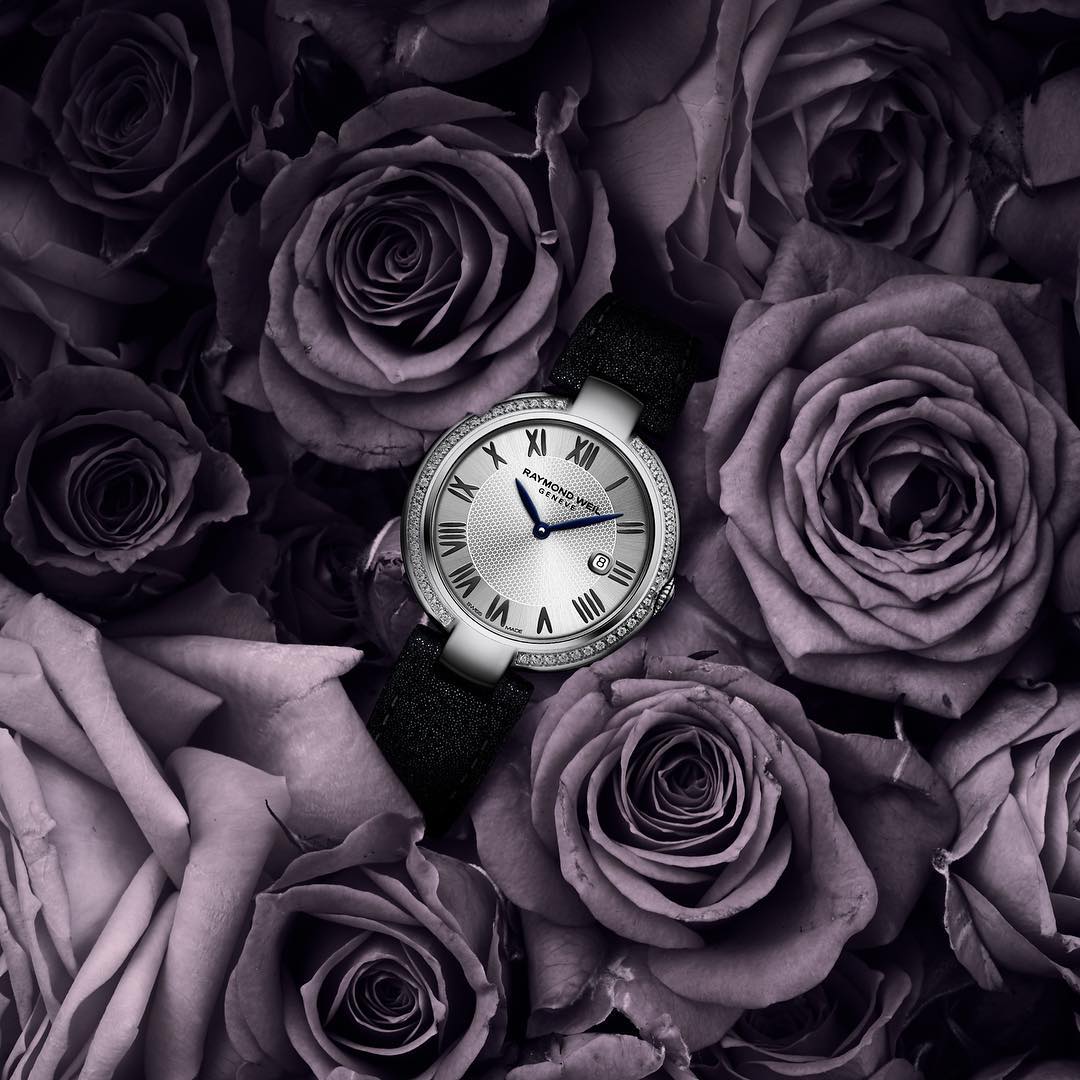 suc hap dan cua dong ho thuy sy raymond weil.4