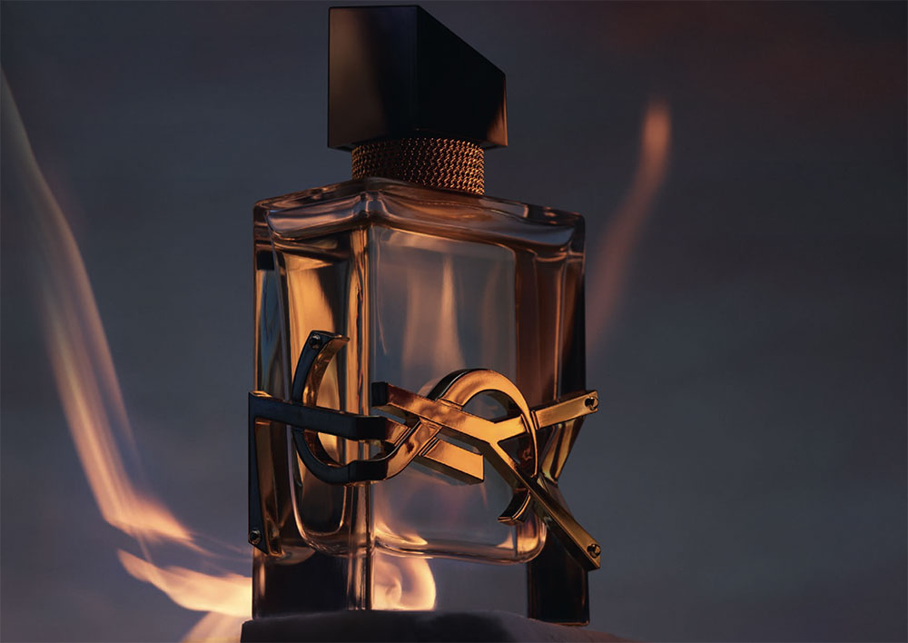 ysl libre lore al bottle shot