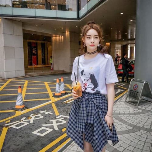 diem danh cac loai chan vay caro va cach mix ao voi chan vay caro.3