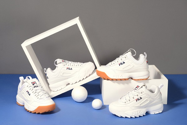 top nhung doi giay the thao nu han quoc nen co trong tu do.6