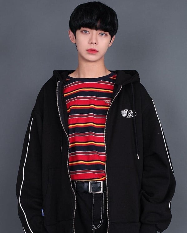 cach phoi mau thoi trang giup chang thang hang phong cach.5