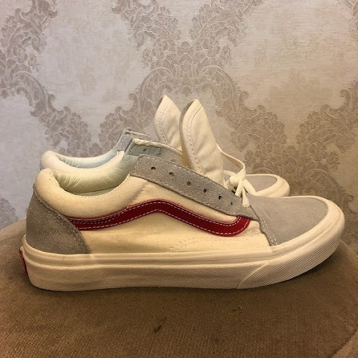 khi giay vans bi bac mau lam the nao de xu ly.1