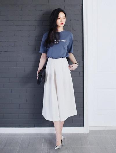 cach phoi do voi quan culottes trang chuan fashionista.4
