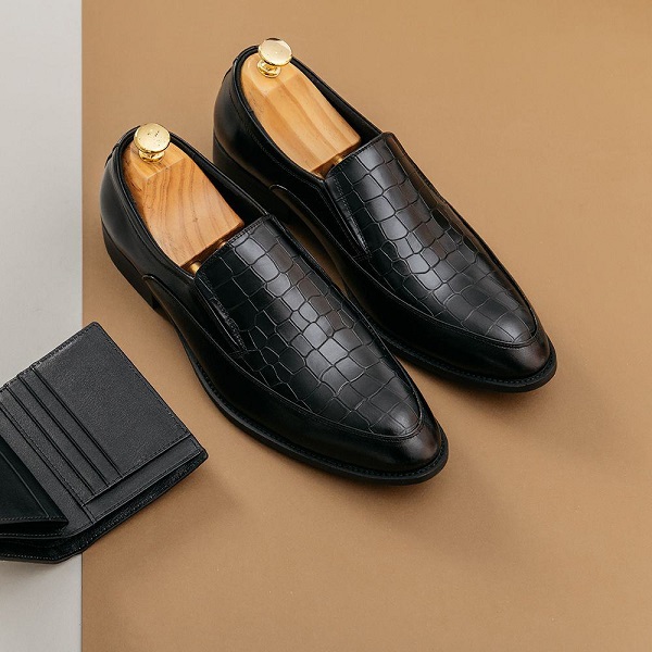 diem danh nhung mau giay luoi cho chang cong so.10