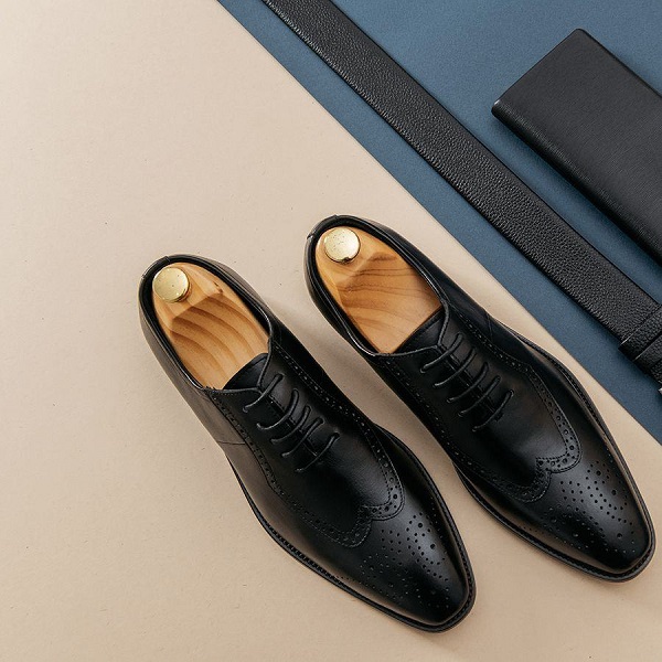 diem danh nhung mau giay luoi cho chang cong so.7