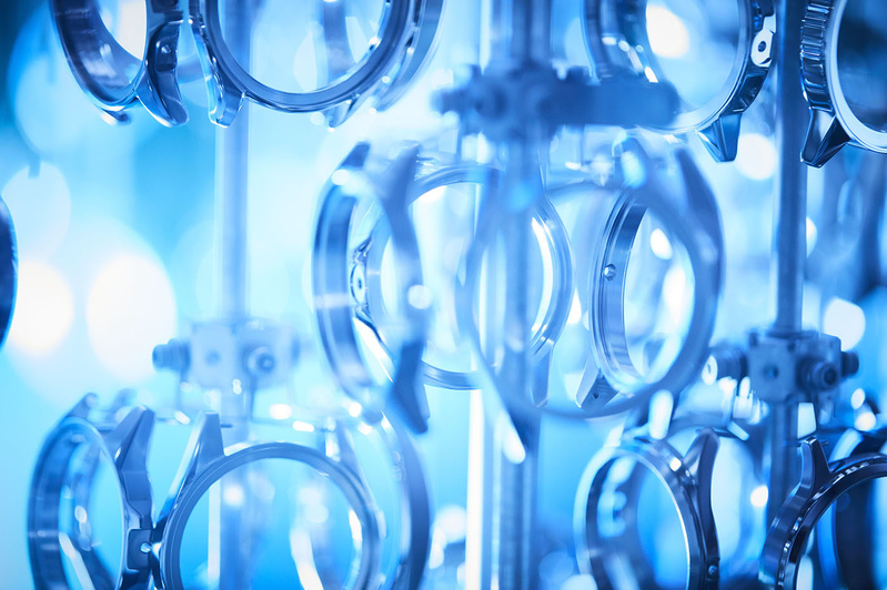 che tac dong ho citizen tu vat lieu titanium.4