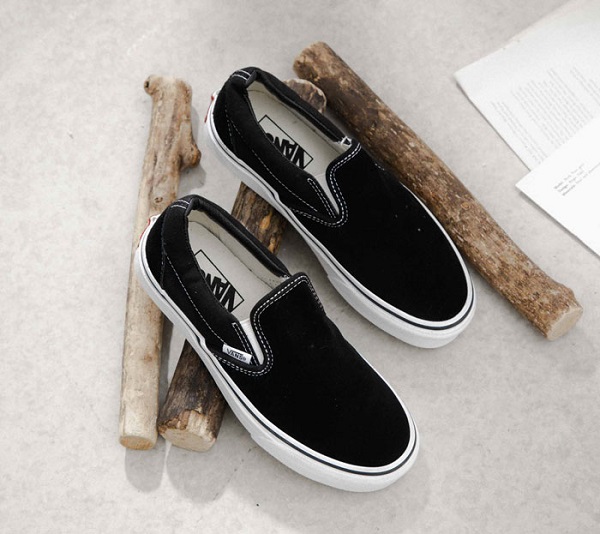 bo tui cach chon sneaker cho nam chan to.8