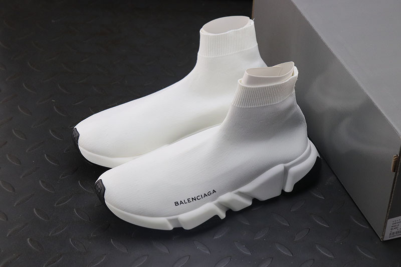 diem danh nhung doi sneaker co chun chat luong ma ban khong the bo lo.4