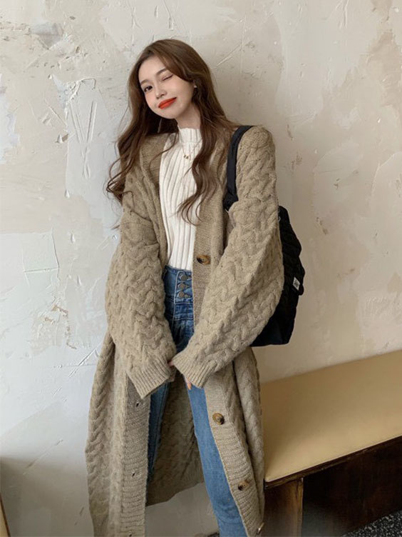 diem danh nhung mau ao len dep nhat cho mua dong 2022.4