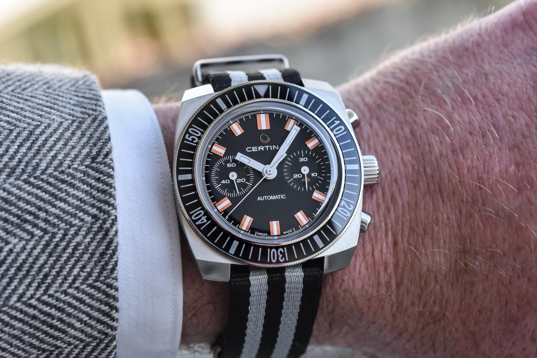 thong tin chi tiet chiec dong ho cao cap certina ds chronograph automatic 1968.2