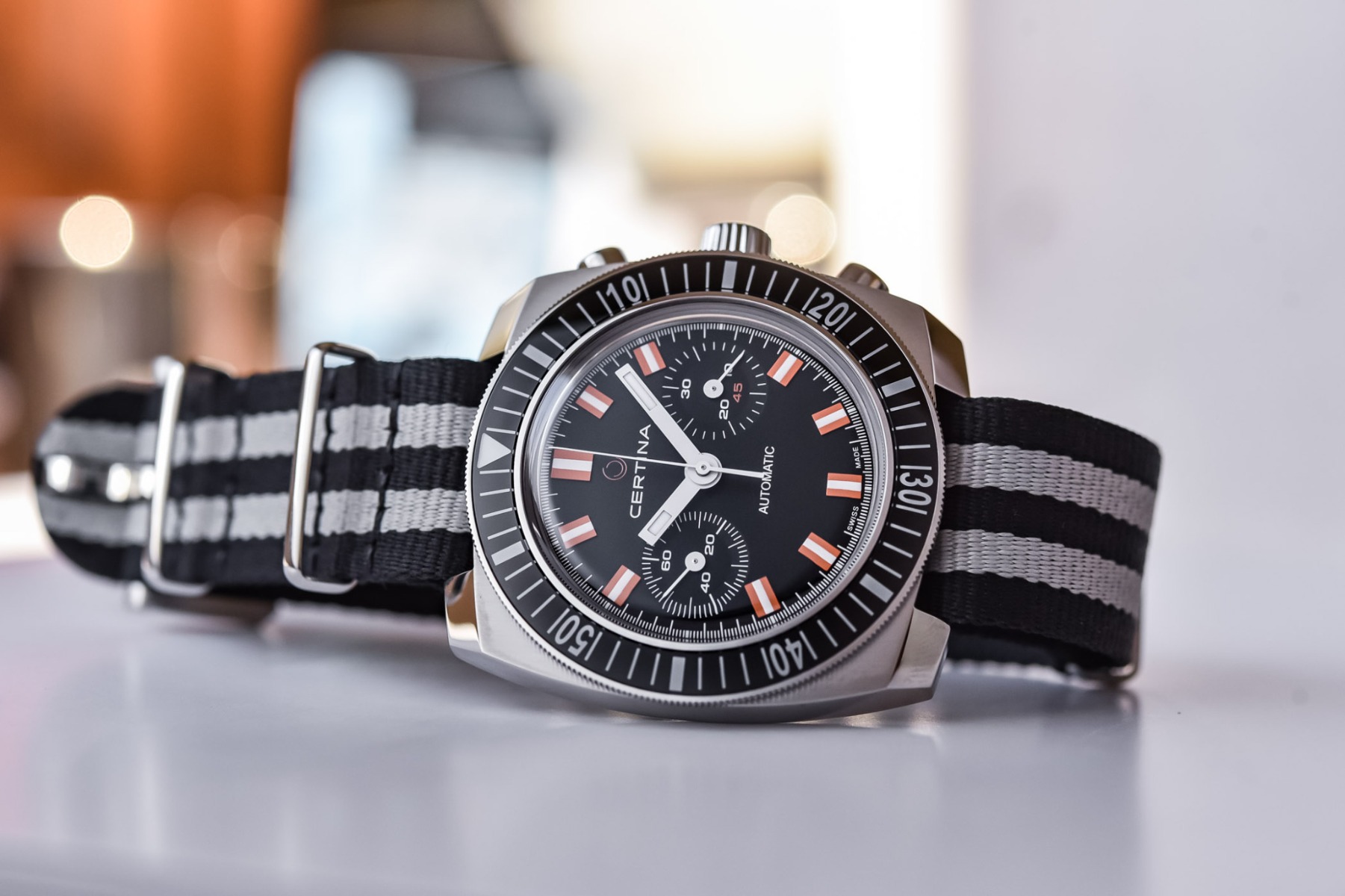 thong tin chi tiet chiec dong ho cao cap certina ds chronograph automatic 1968.1