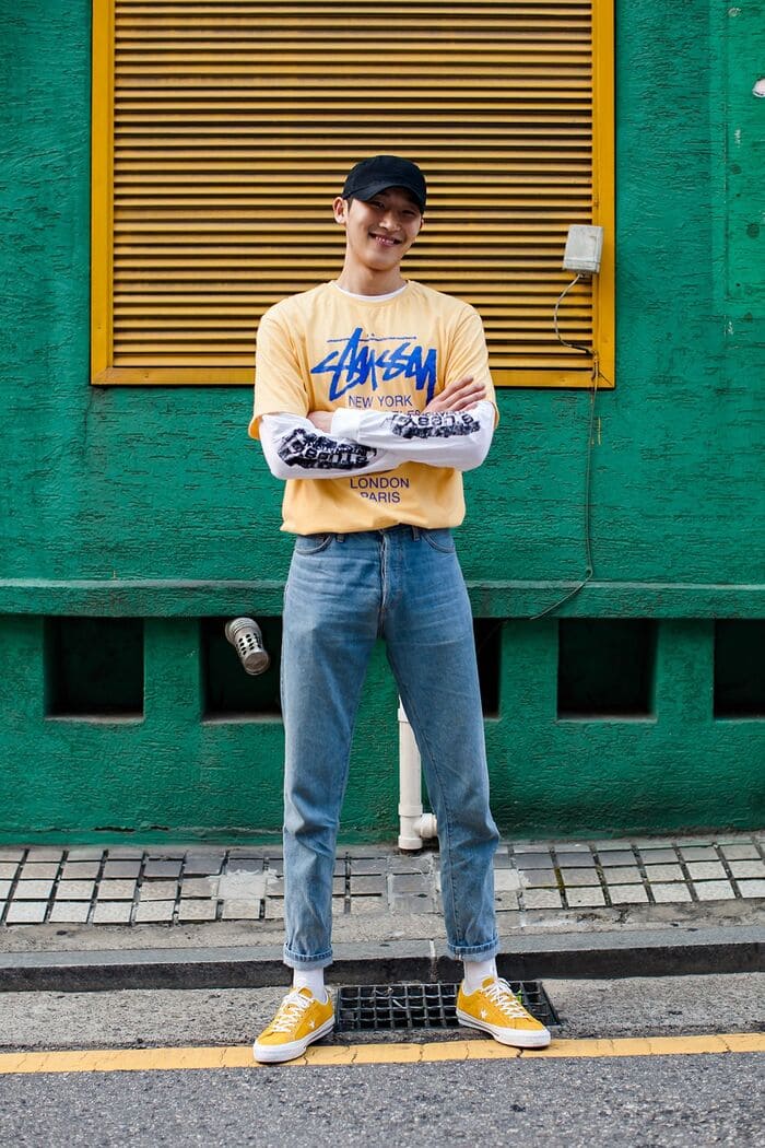 chon trang phuc phu hop voi tung mau giay the thao.7