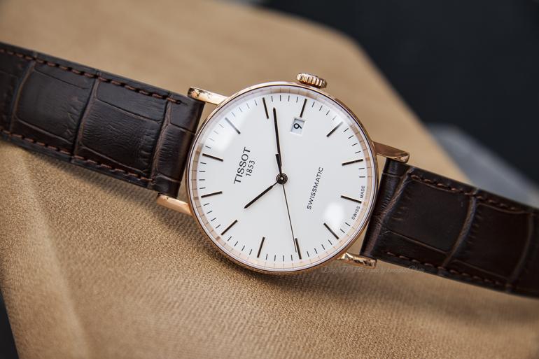 chiec kim giay dong ho xuat hien va hoat dong nhu nhu the nao.6