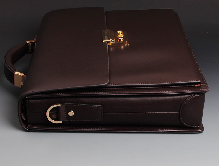 co nen so huu mot chiec cap da khoa so.4