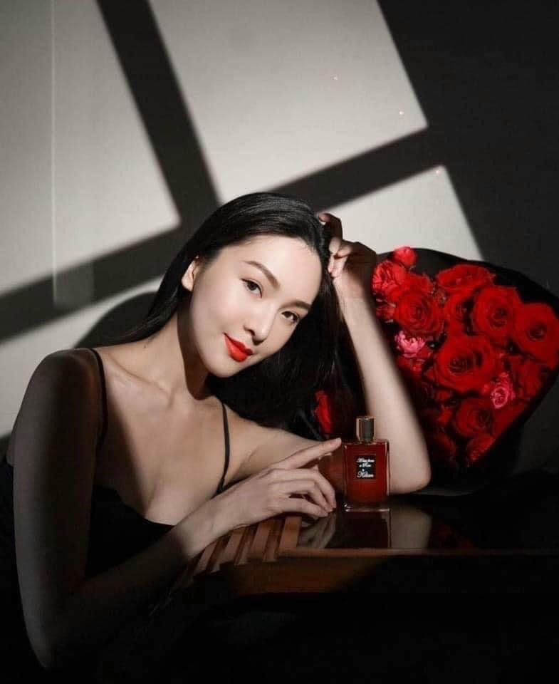 Kilian A Kiss from a Rose 4