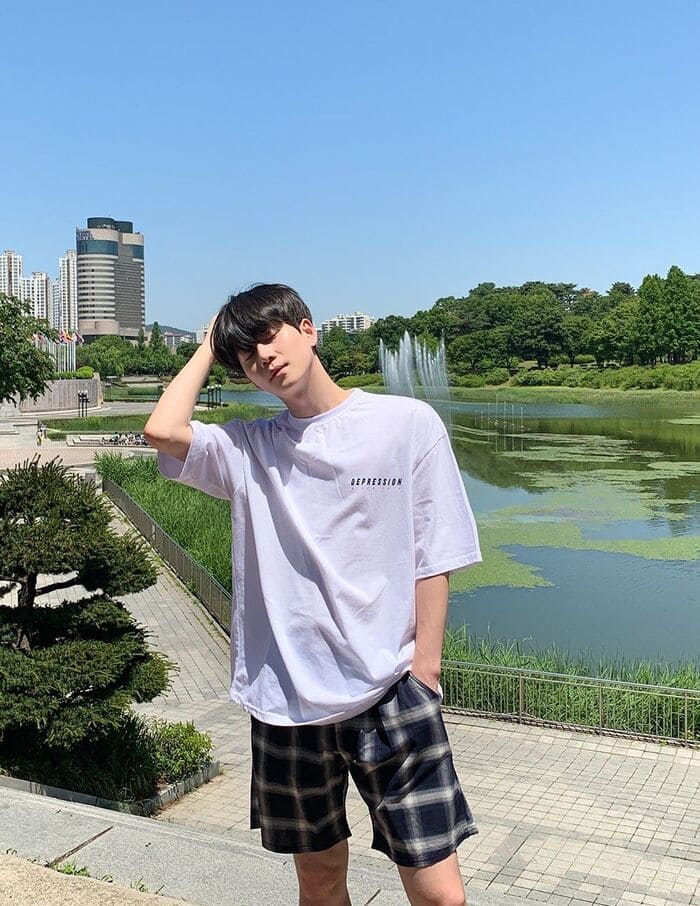 diem danh nhung kieu phoi do voi quan short nam ca tinh.1