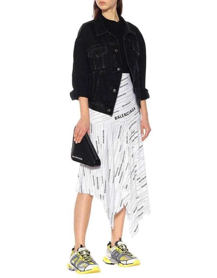 balenciaga va cach phoi do voi doi giay cuc chat nay.7