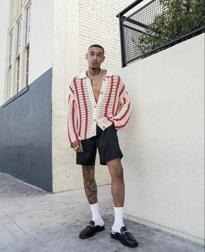 ban nam co mac duoc ao cadigan khong phoi do nhu the nao.9