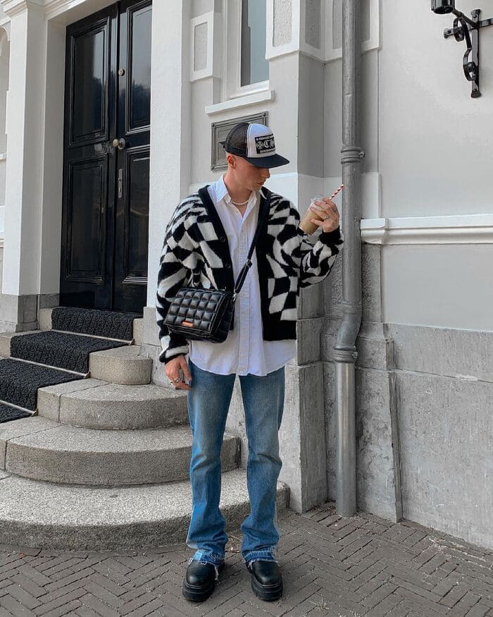 ban nam co mac duoc ao cadigan khong phoi do nhu the nao.7