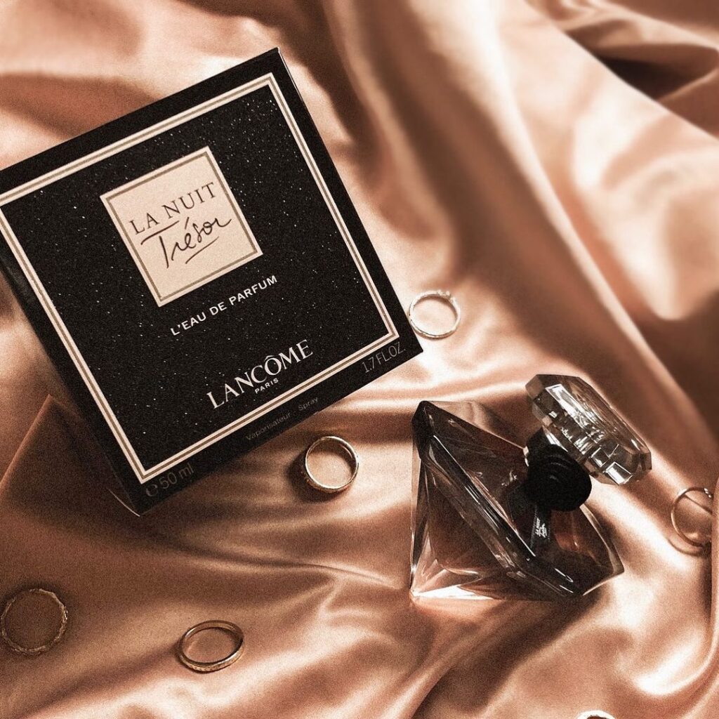 Nha%CC%82n Perfumista Lancome La Nuit Tresor EDP