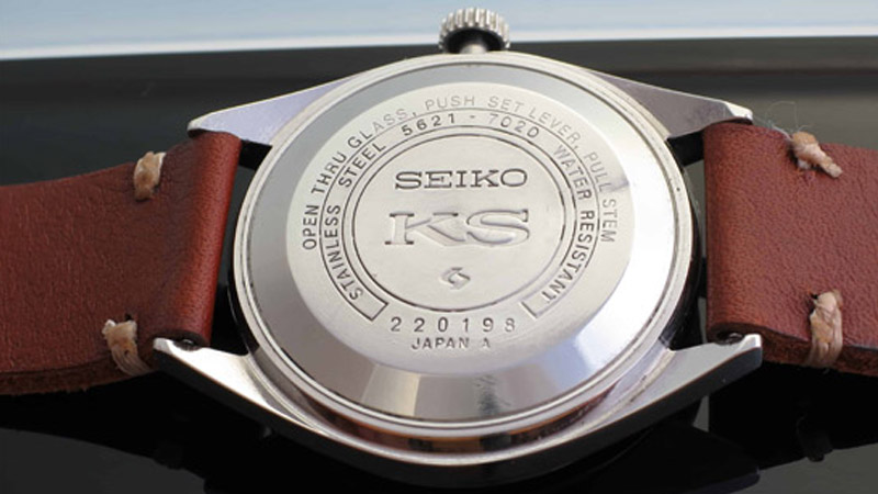 tim hieu ve nap lung dong ho va su khac biet giua cac loai lap lung dong ho.4