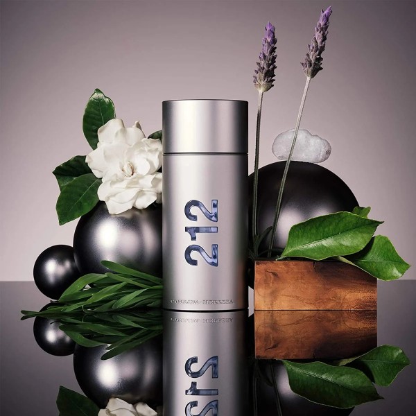 Carolina Herrera 212 Men NYC Limited Edition %E2%80%93 No Pain No Gain 1