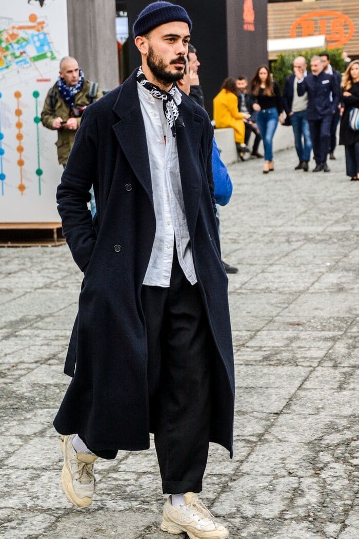 cac cach mix ao da voi giay the thao nam ngau va ca tinh.3