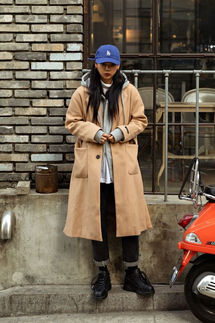 tong hop cac cach mix ao da voi giay the thao nu chat ngat.2