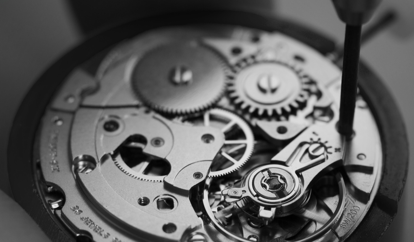 lich su phat trien nen cong nghiep dong ho thuy sy.3