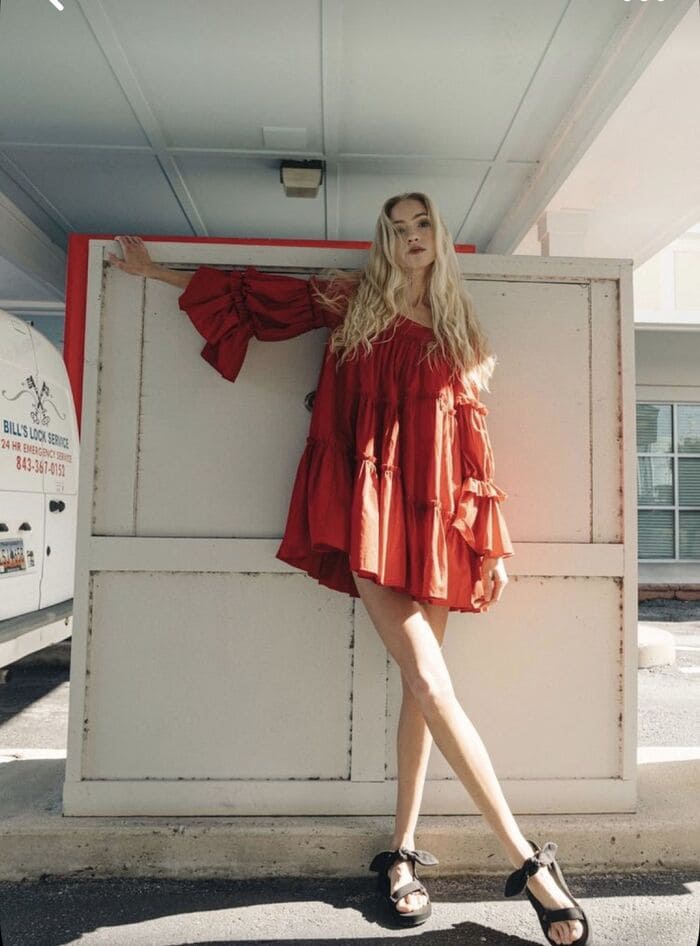 di giay gi khi so huu chiec dam xoe xinh