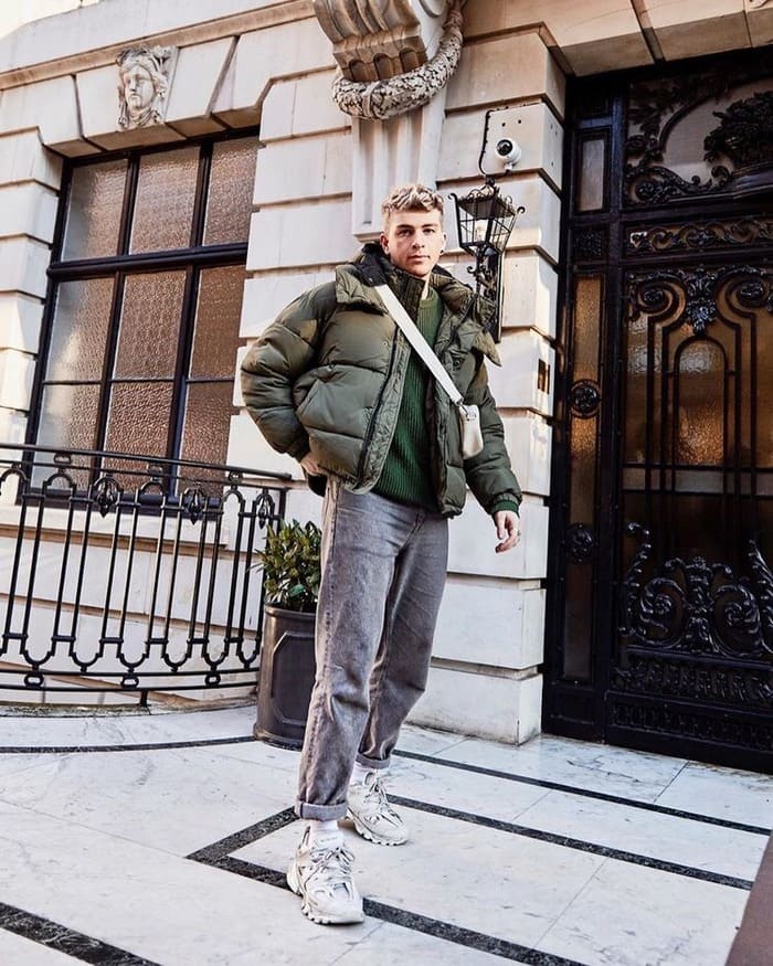 huong dan mix do mua dong voi giay the thao sneaker.12