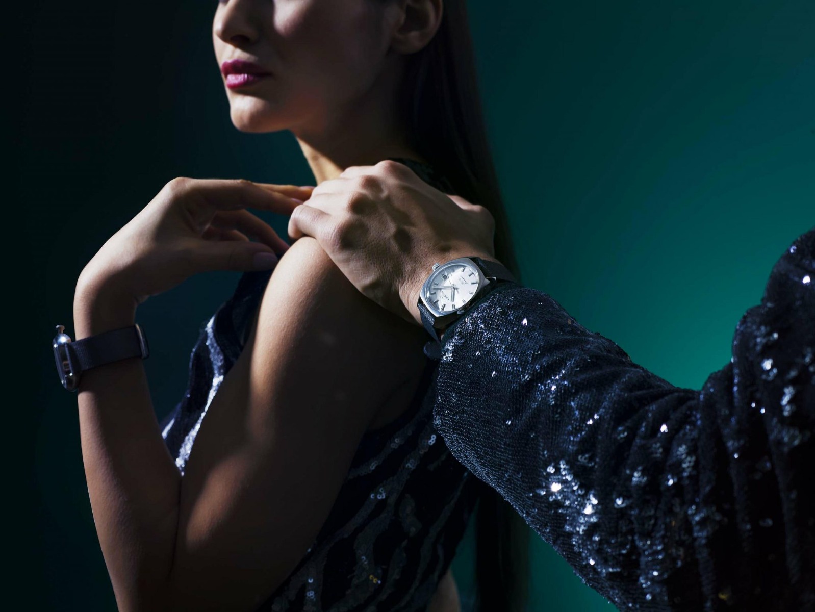 khi deo dong ho chiec dong ho se noi len dieu gi ve ban.4