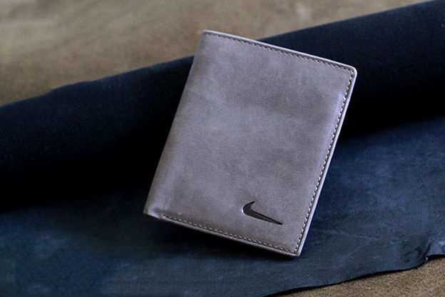 giai dap thac mac nguoi menh kim nen dung vi mau gi.3 1