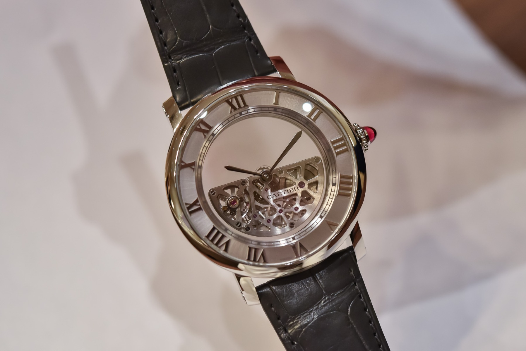 kham pha nhung mau dong ho theo thiet ke skeleton lo co an tuong phan 1.2