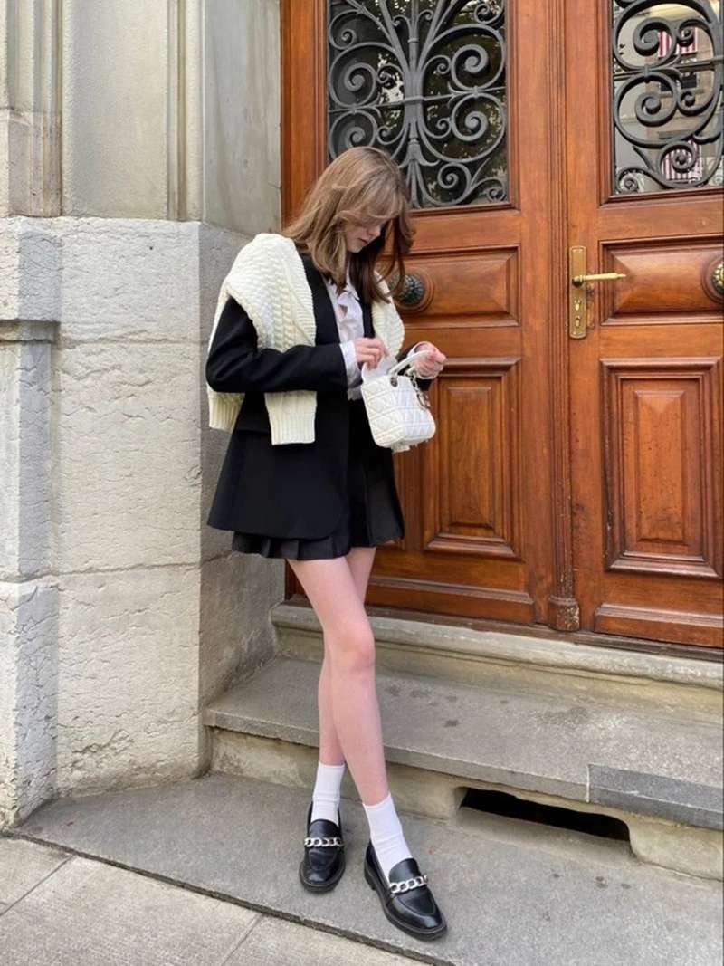 nhung mau giay bet hot nhat mua dong nam 2022.4