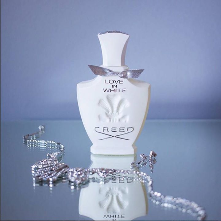 toi order chai love in white cua nha creed ve de co the tu than cam nhan chai nu