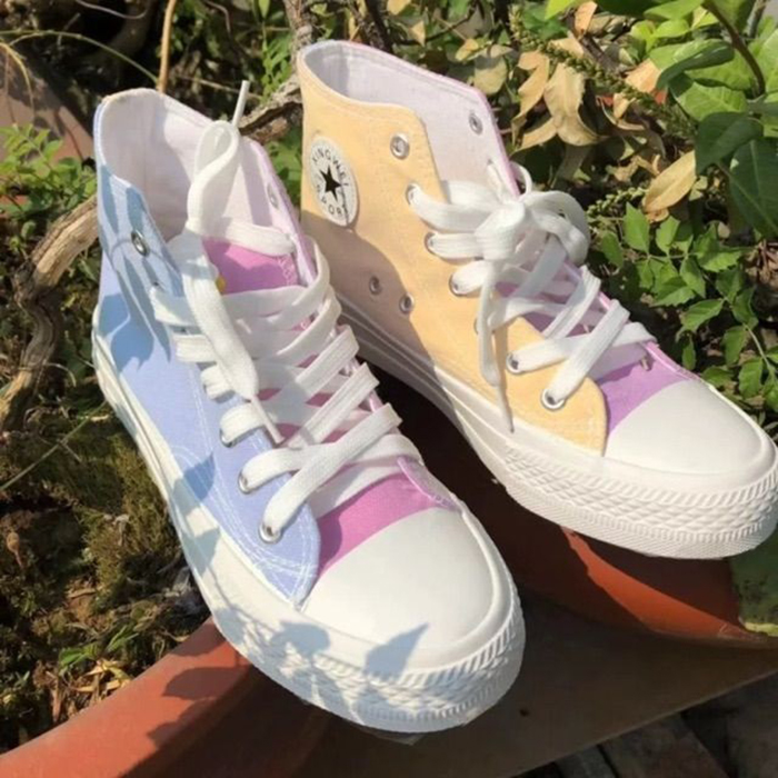 giay converse doi mau doc dao ban da thu chua.2