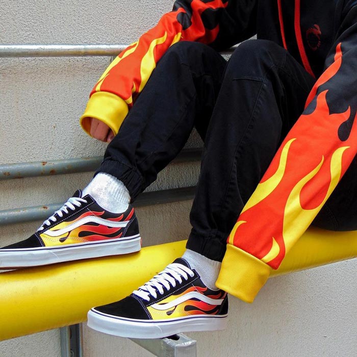 buoc di day moi la cua giay vans voi hoa tiet flame.7