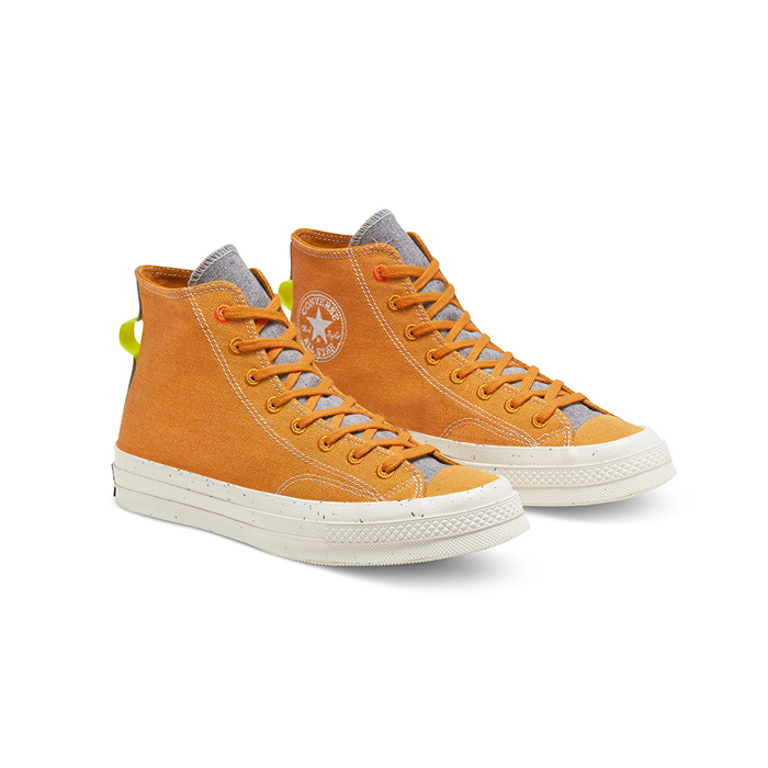 converse chuck 70 hi doi giay duoc gioi tre san lung nhieu nhat.2