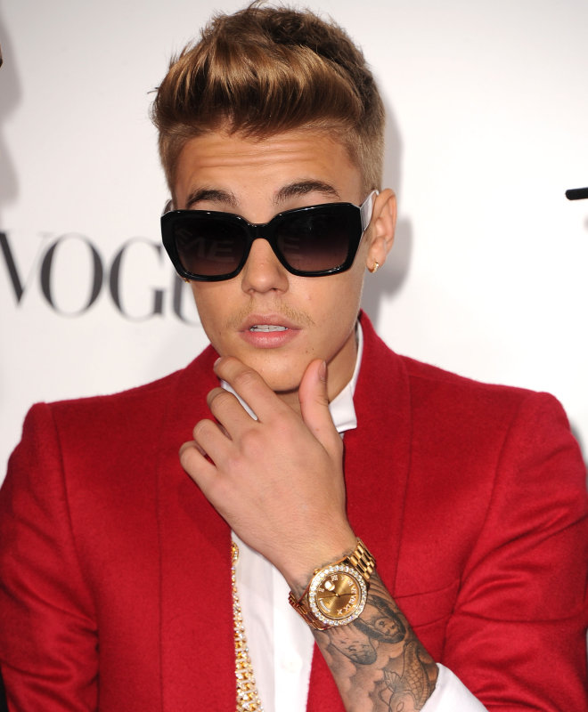bst dong ho cao cap cua justin bieber.2