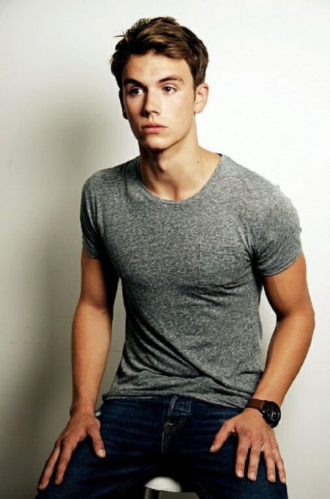 chang da ngam nen mac do nhu the nao.2