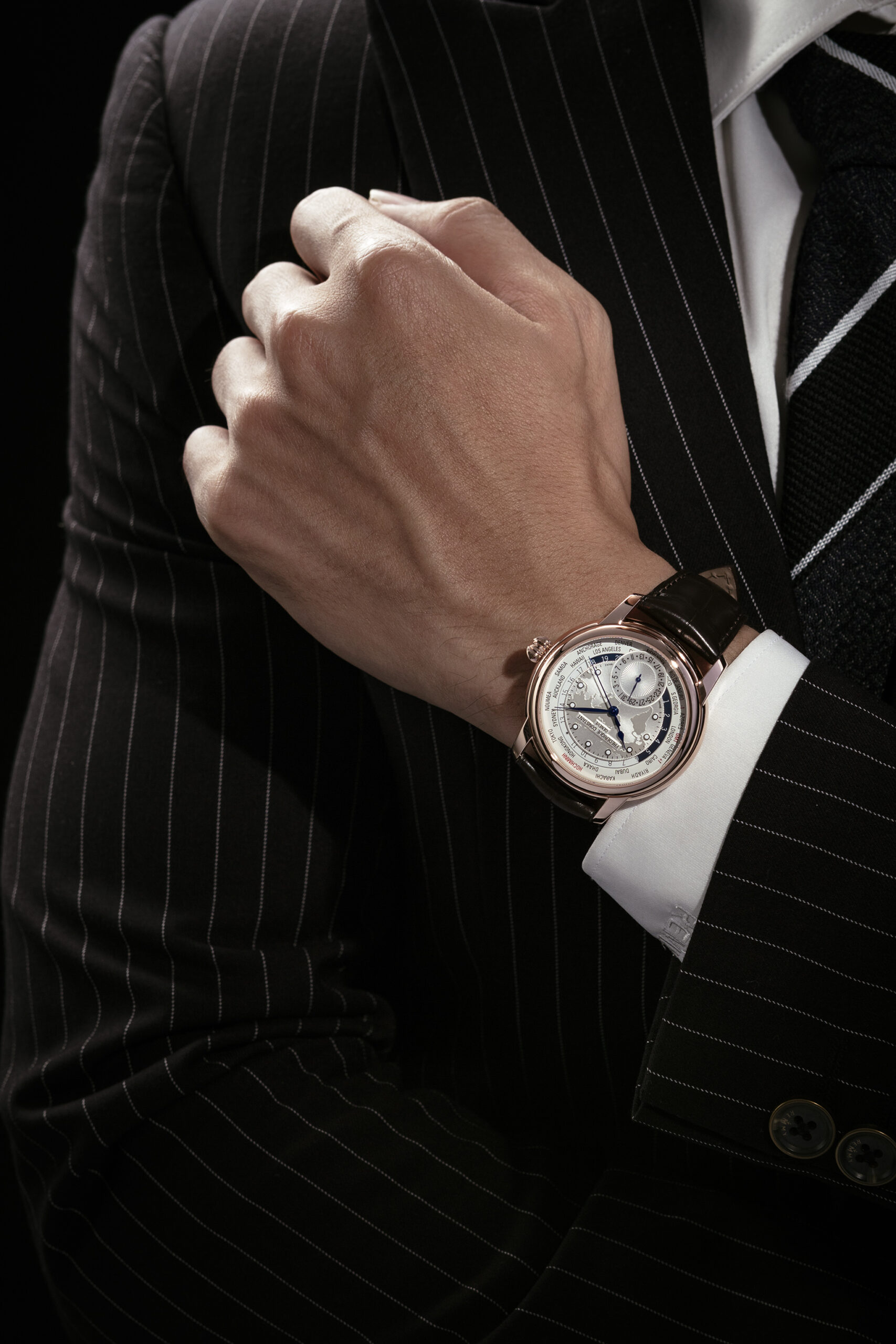 co can thiet quan tam den lich su cua cac thuong hieu dong ho hay khong.3 scaled